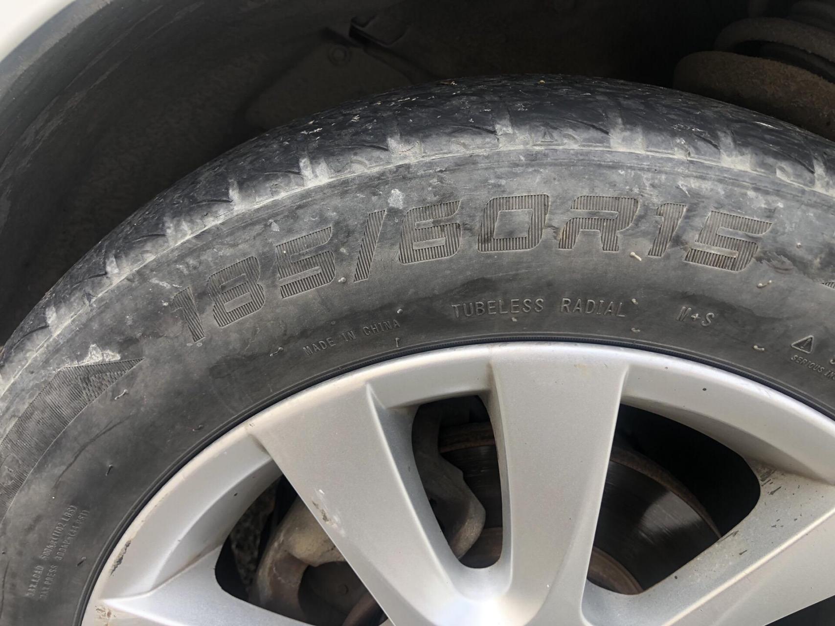 奇瑞风云2 轮胎磨损严重 更换三头六臂宝柏静音耐磨橡胶轮胎新鞋一双