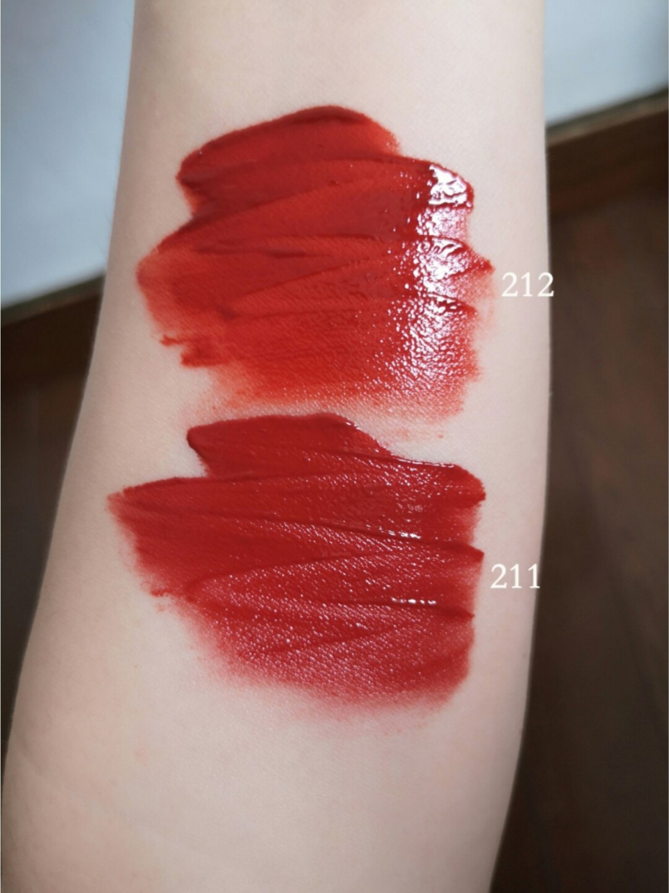 ysl黑盖唇釉#212 #211对比试色 [赞同]新品速递!