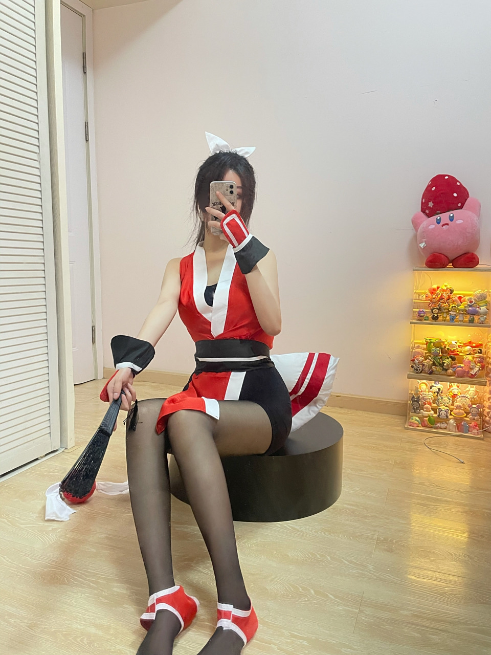 不知火舞cos 谁还不会用扇子啦