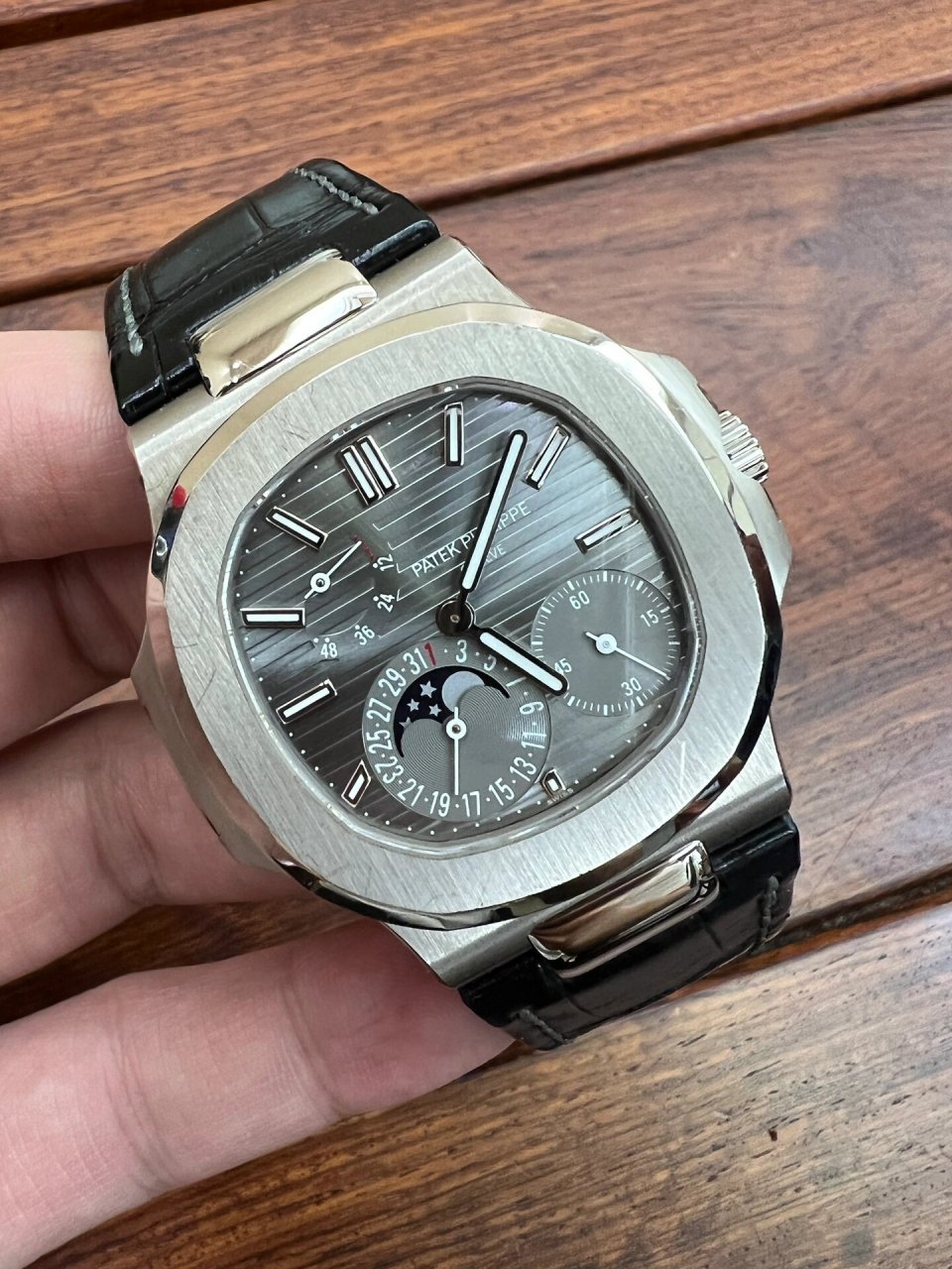 百达翡丽鹦鹉螺手表典当 鹦鹉螺5712g