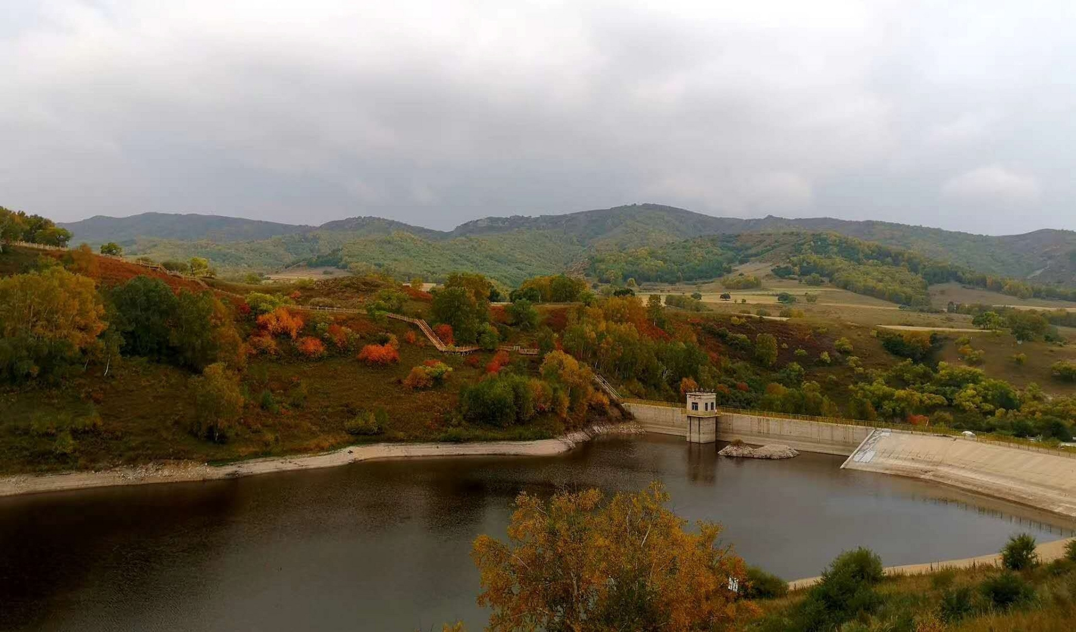 乌兰布统草原—木兰围场坝上9月份秋景的美 深秋的内蒙确实给了我心灵