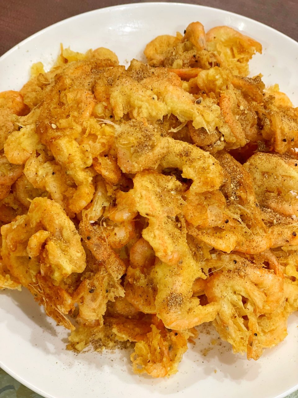 超级好吃的油炸小河虾08 买回来的小河虾多清洗几遍 控干水分93