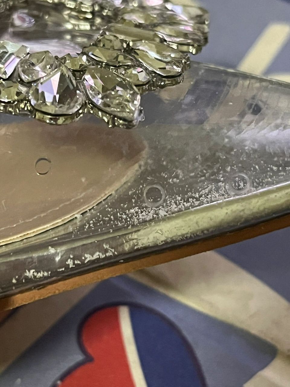 透明高跟鞋起雾怎么办 美甲打磨机了解一下