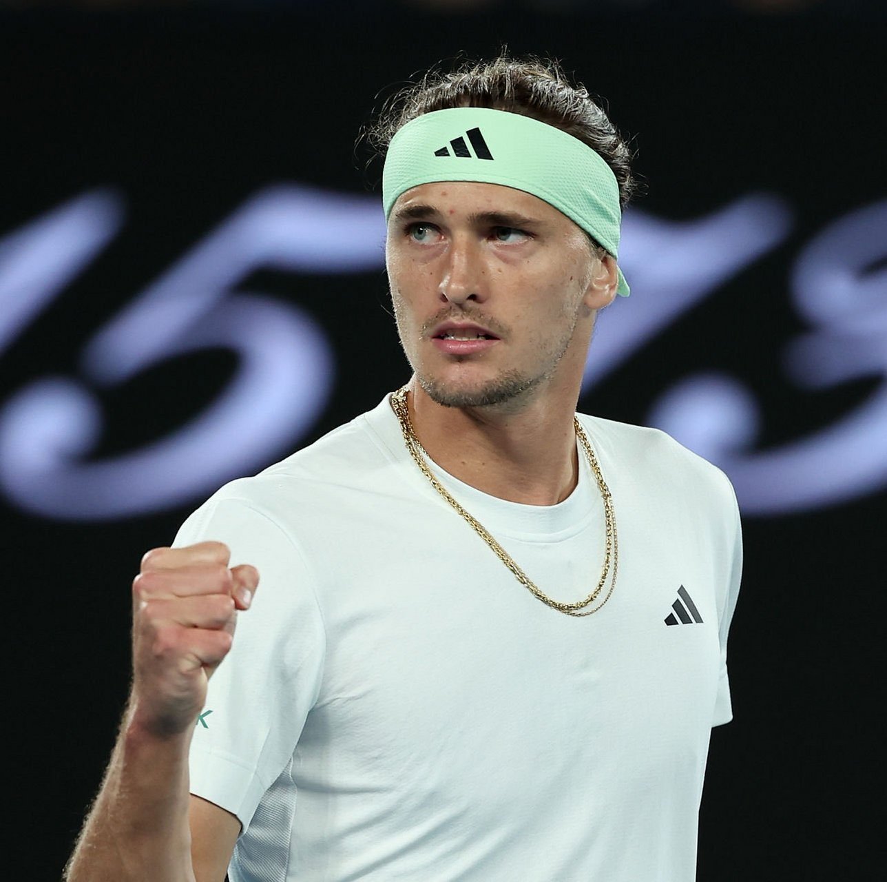 兹维列夫3比1阿尔卡拉斯兹维列夫晋级澳网四强