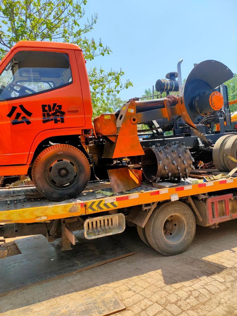 路沿石开沟机 路面开槽机 公路开沟机 链条开沟机 路沿石开槽机