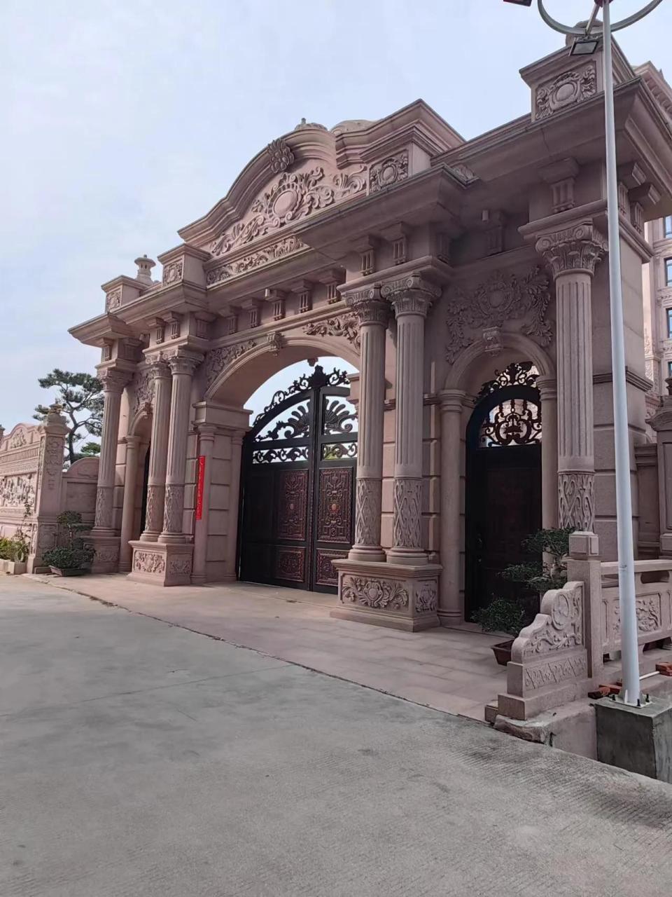 上次发了莆田东庄镇的照片,网友说那边不豪华的,要去莆田市荔城区北高