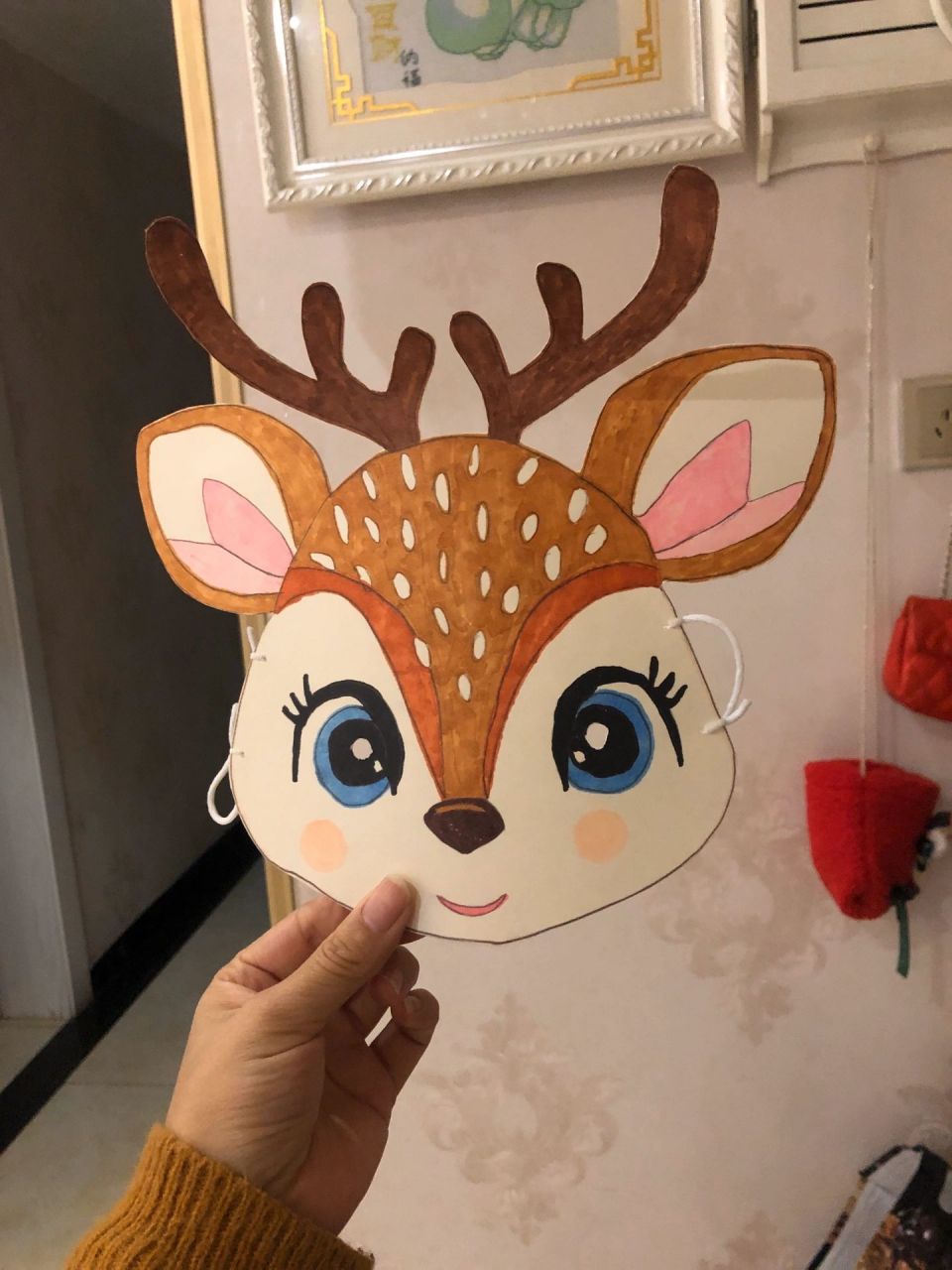 女儿的手工作业,梅花鹿面具,好可爱 女儿的手工作业,梅花鹿面具,好