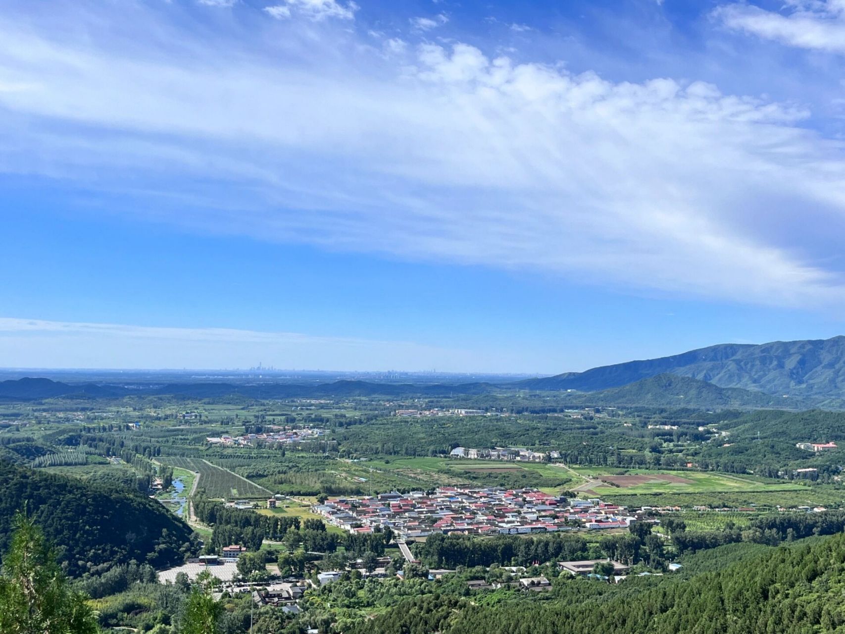 怀柔圣泉山 圣泉山远眺怀柔水库 野人谷偶遇神秘野人 观音寺喝天下第