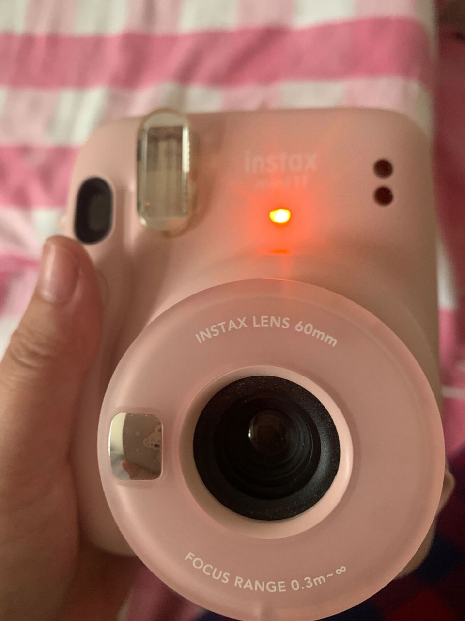 mini11,好久没用了,以为是没相纸拆开还曝光了最后一张,后来又以为是