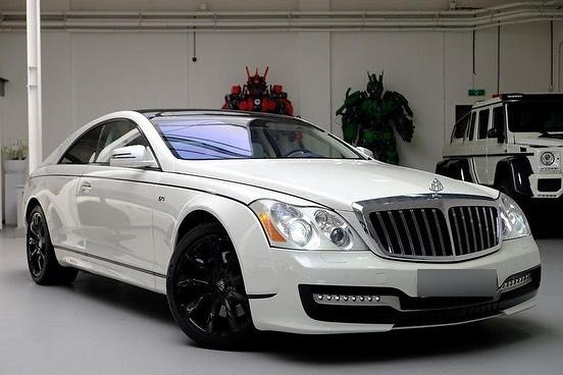 全球限量的双门迈巴赫.