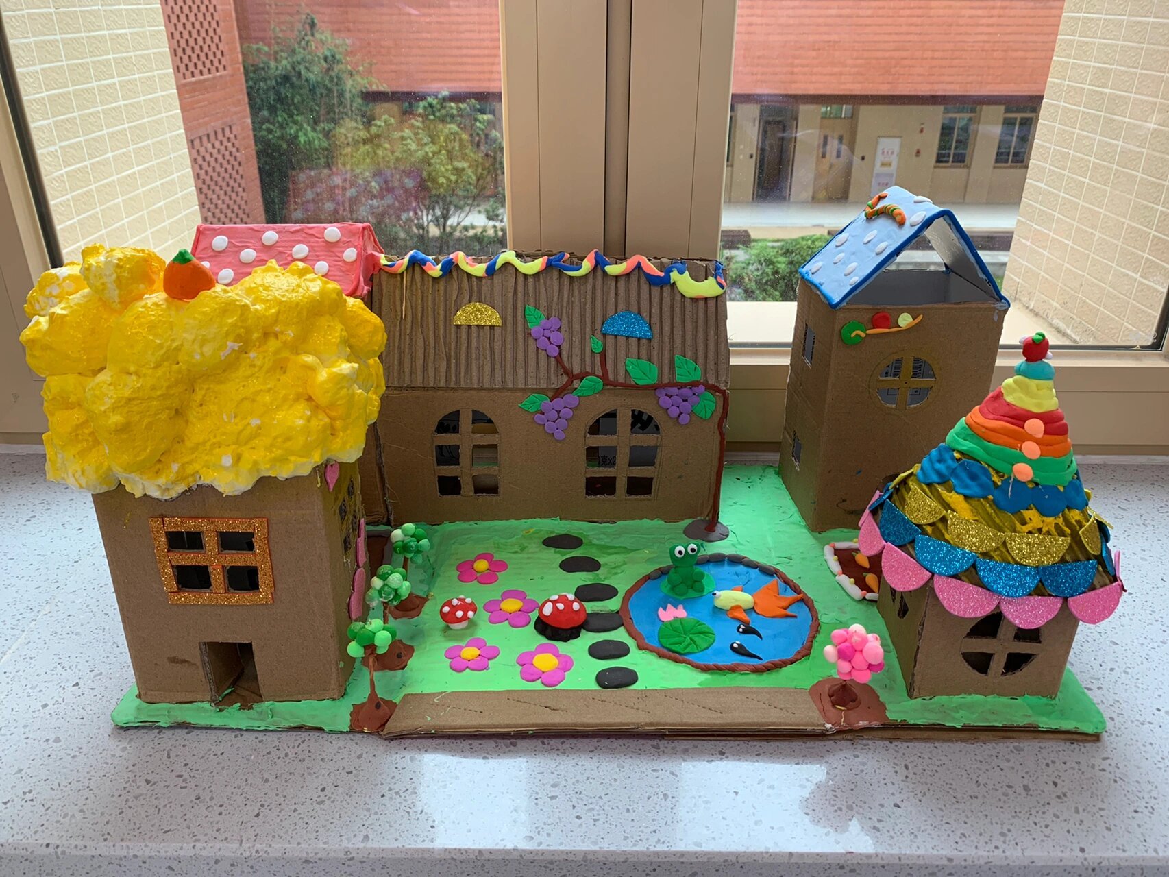 橡皮泥手工制作1——《动物的家》 2022年春学期美术课堂及日常生活中