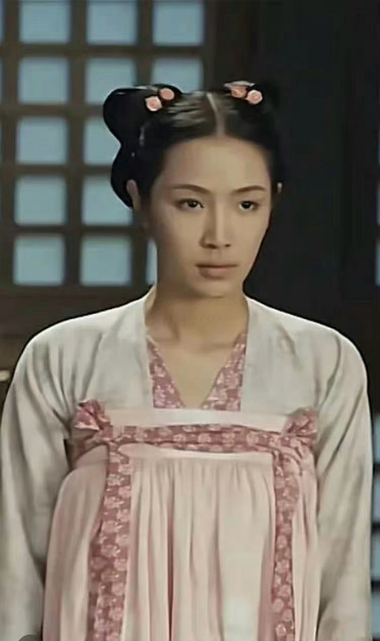 于正旗下艺人张楠撞脸张艺兴了吧