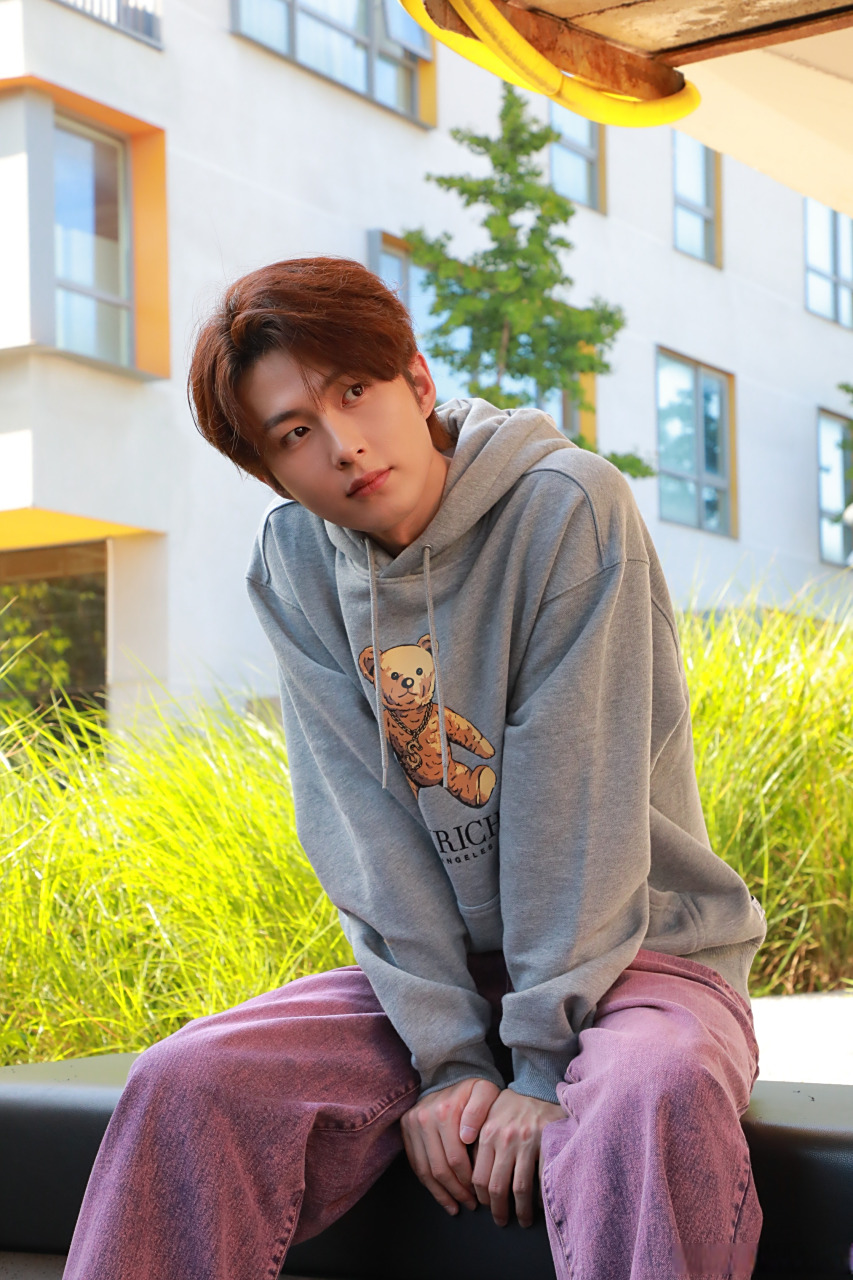 李歌洋# 96615月 开心满满#尊嘟很会拍