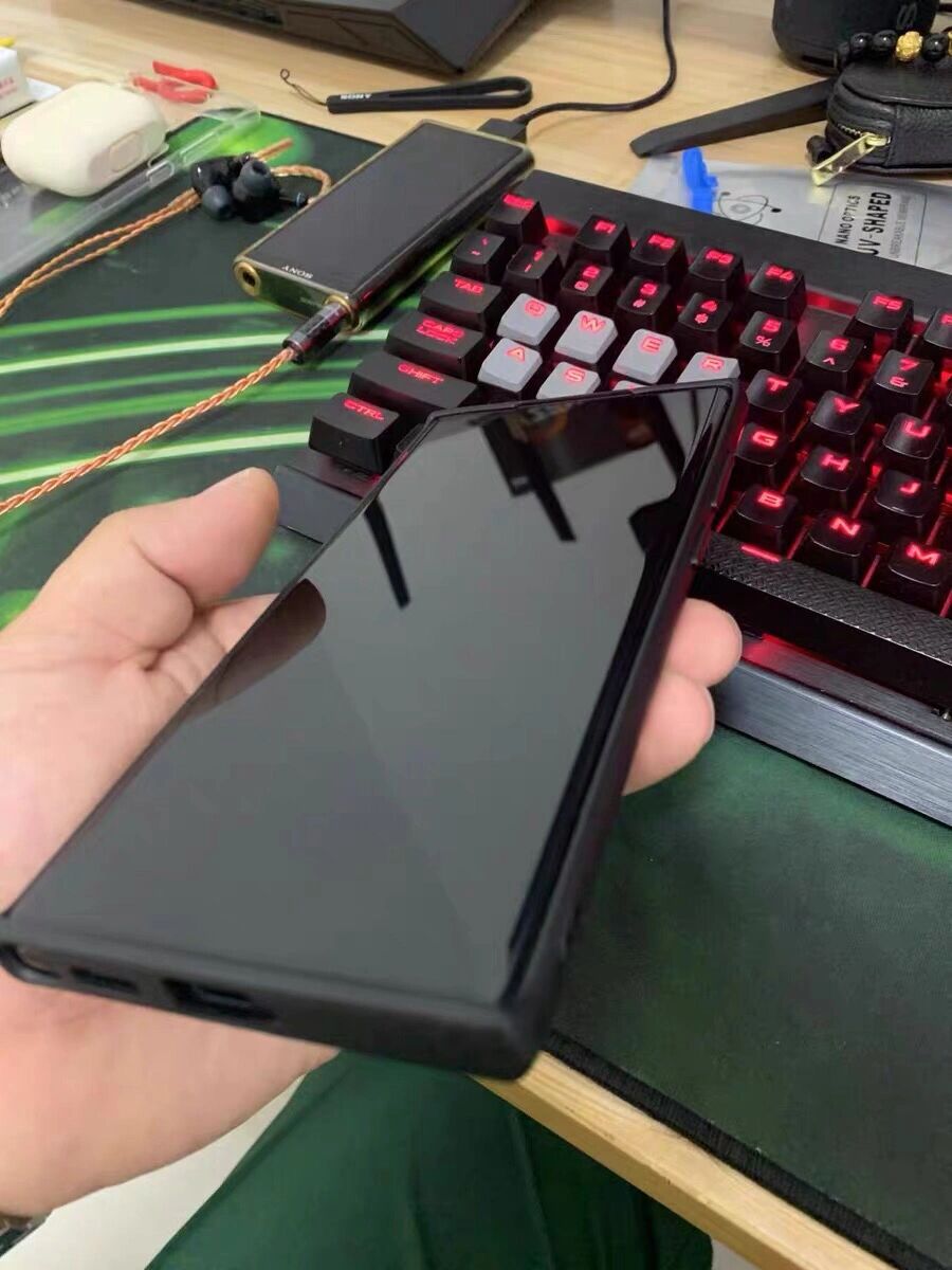 透光度百分百三星s22u 系列菲林膜.嘎嘎顺滑