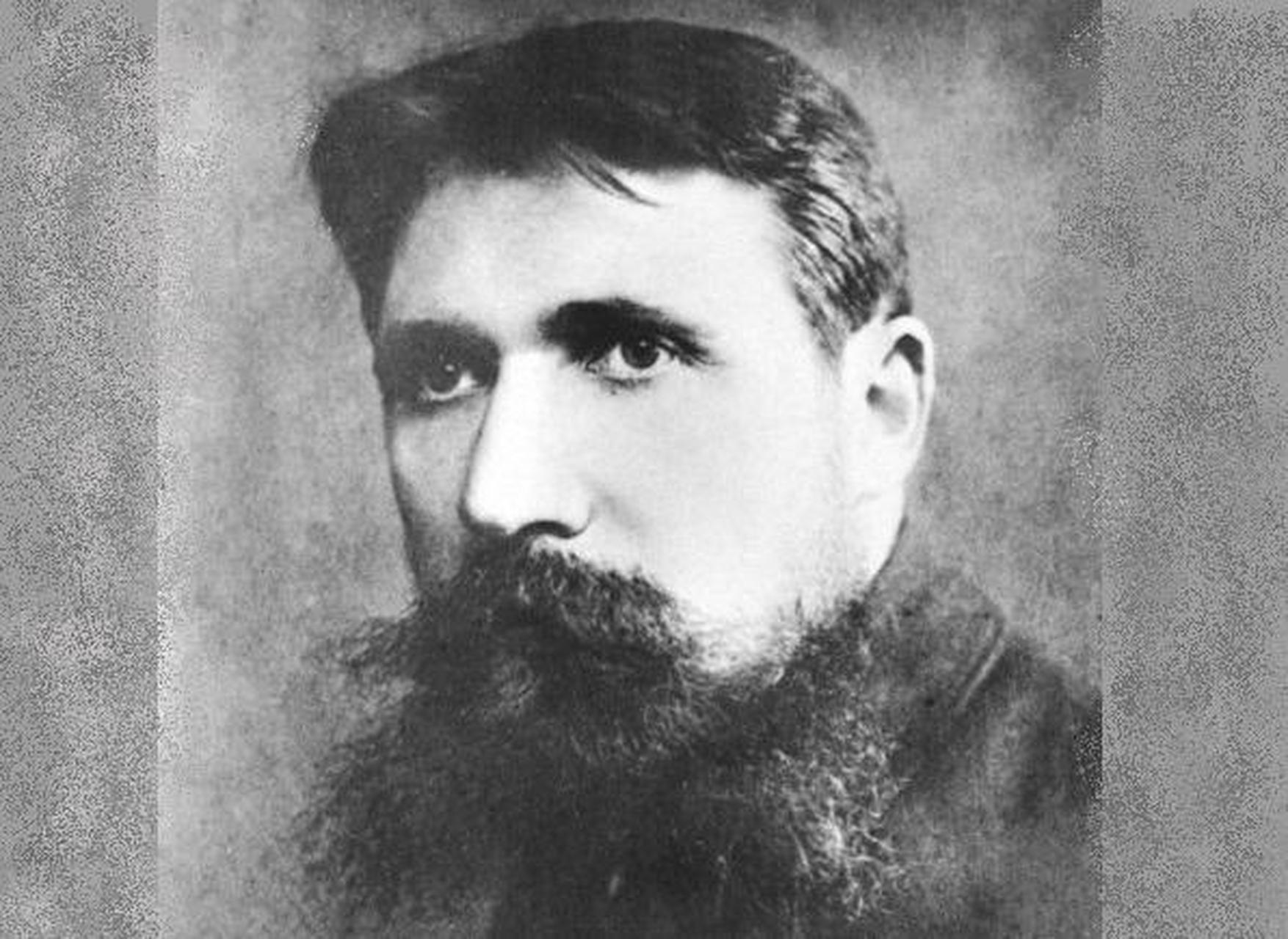 契卡的首任领导捷尔任斯基由列宁特别指定,因为他有在沙俄监狱中丰富