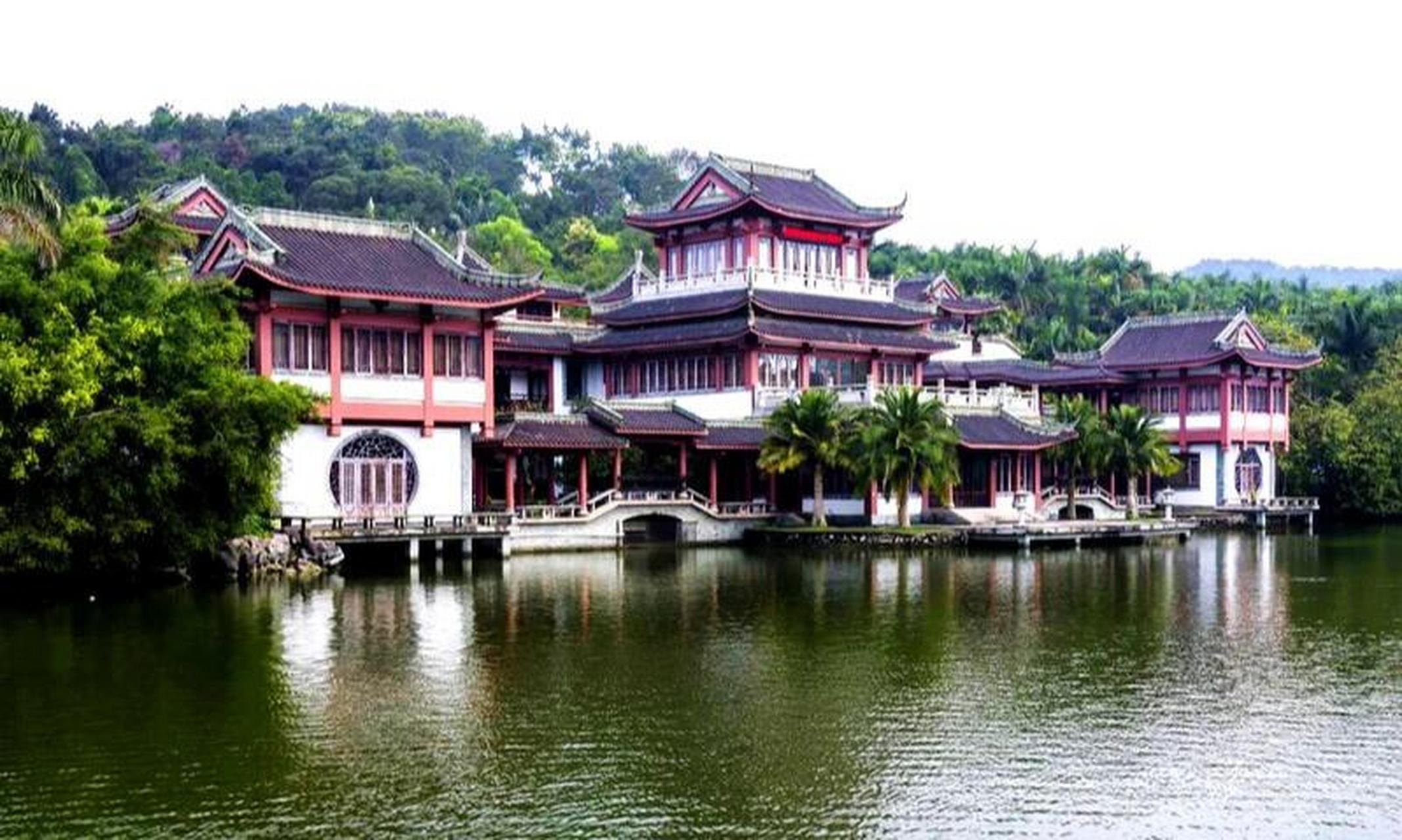 南宁景点|青秀山 南宁青秀山风景名胜旅游区于1986年开始重建,于1987