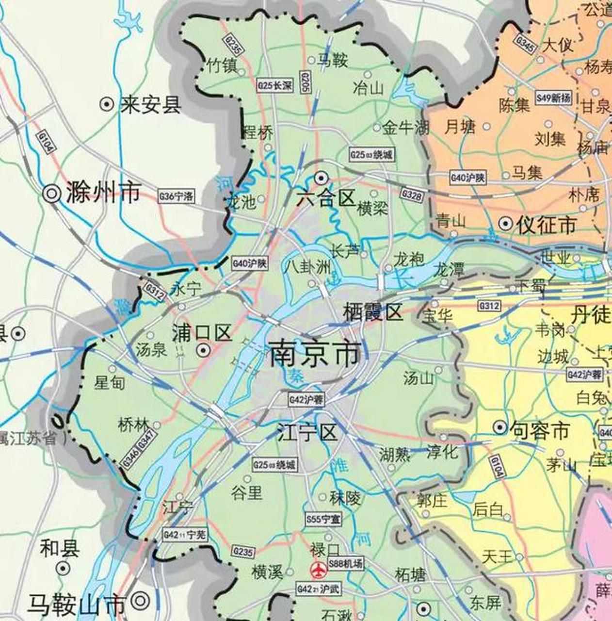 江苏南京的这段长江岸线很有价值,南京港虽然是内河港口,但在全国排名