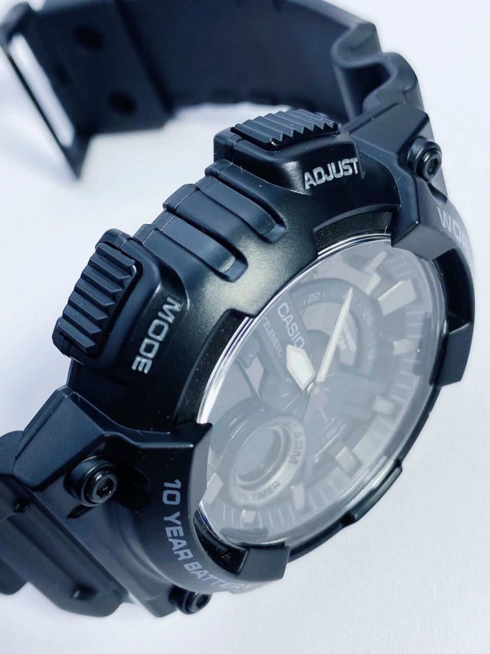 十年电力 | 反显款手表 这个是男女都可以佩戴的款式,表盘约46.6毫米.