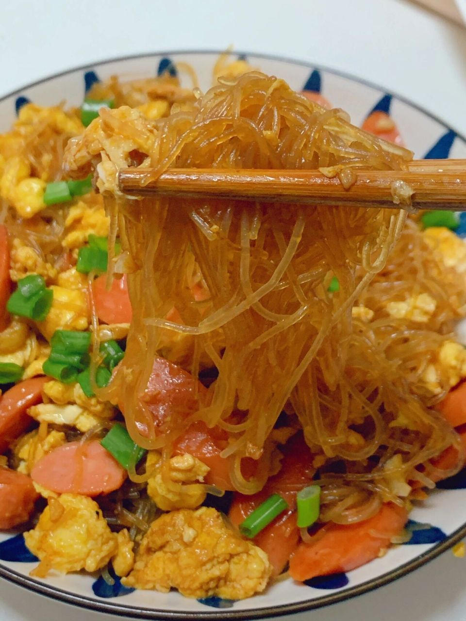 96一人食 | 今日分享超好吃的鸡蛋火腿炒粉 99突然想念之前学校