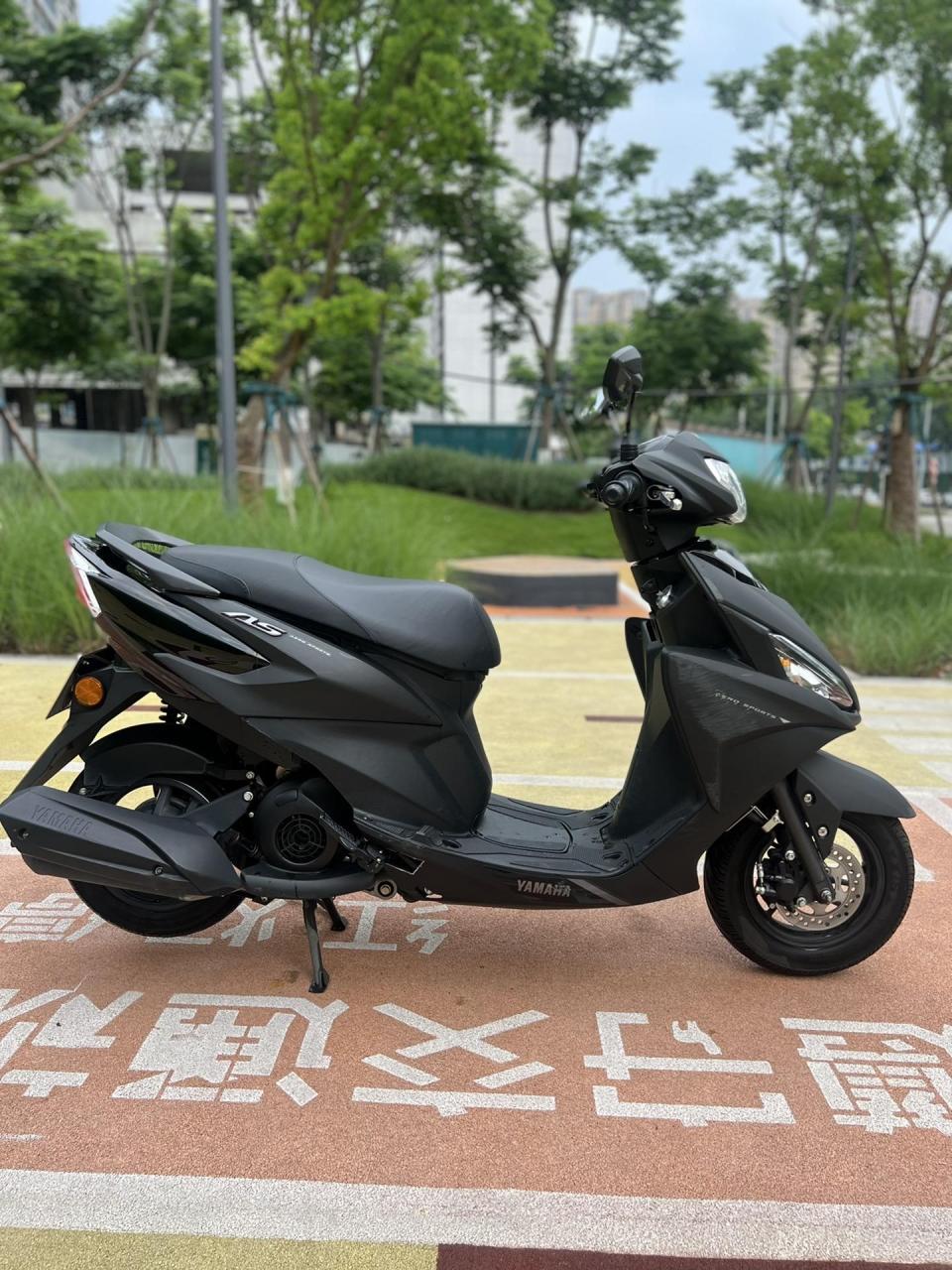 雅马哈福喜as125,21年6月上牌,个人一手14000公里,左右低速侧滑,无