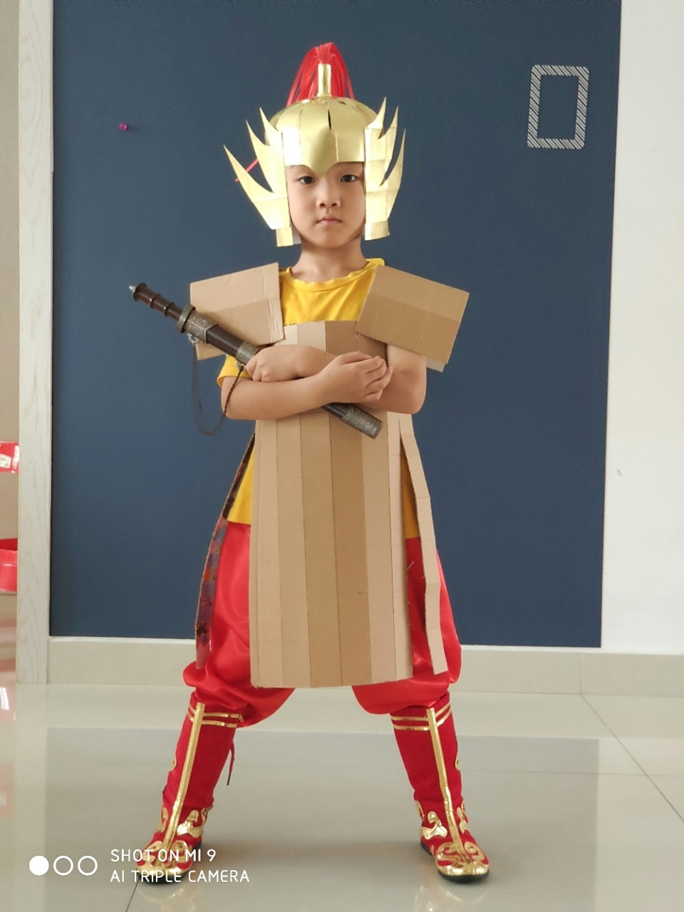 环保纸衣服手工纸铠甲盔甲