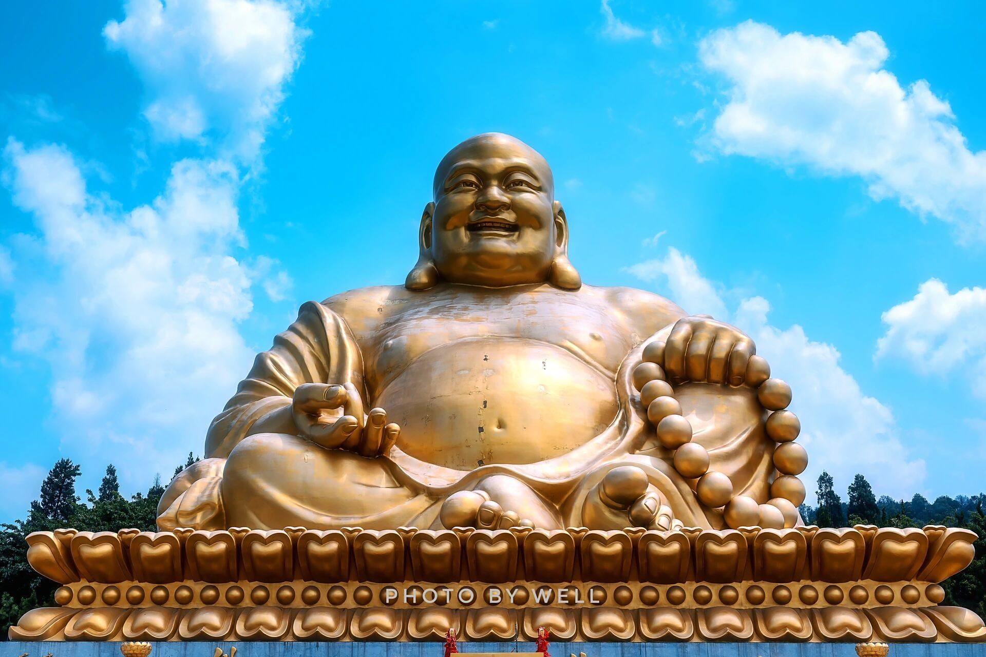 弥勒大佛——云南弥勒市锦屏山风景区 到云南弥勒市自然要去拜拜当地