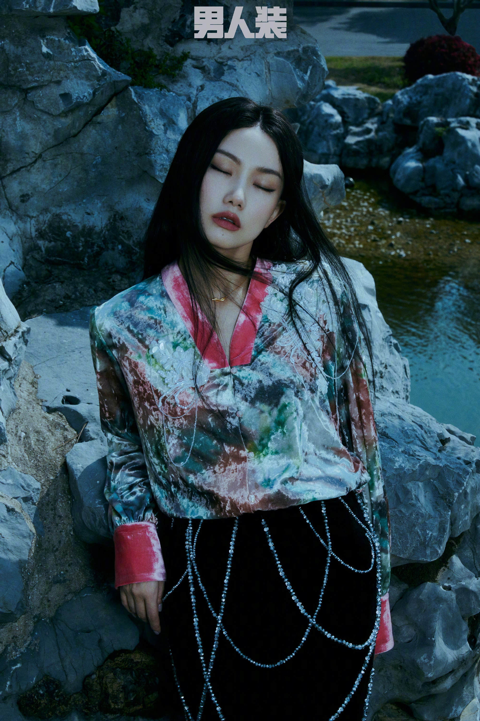 黄龄,男人装