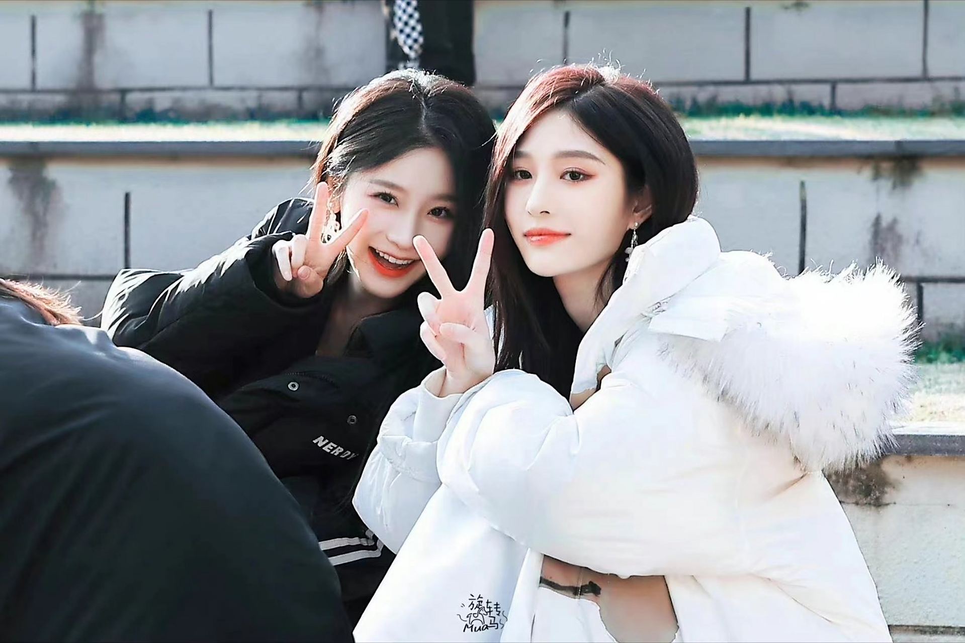 周诗雨王奕新歌失忆音源上线# 终于等到周诗雨和王奕的新歌音源上线