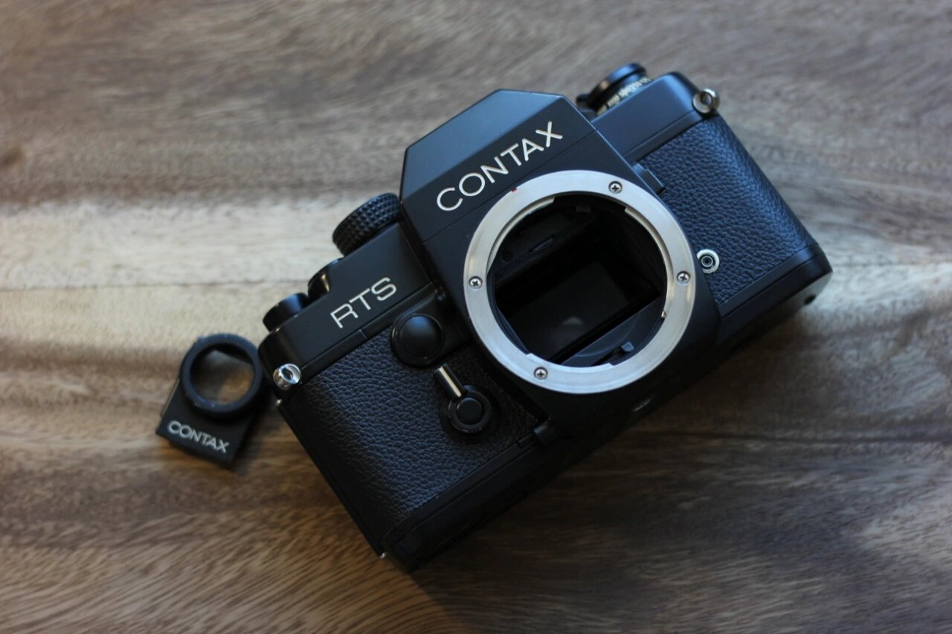 康泰时rts单反胶片相机contaxrts 康泰时rts单反胶片相机contaxrts