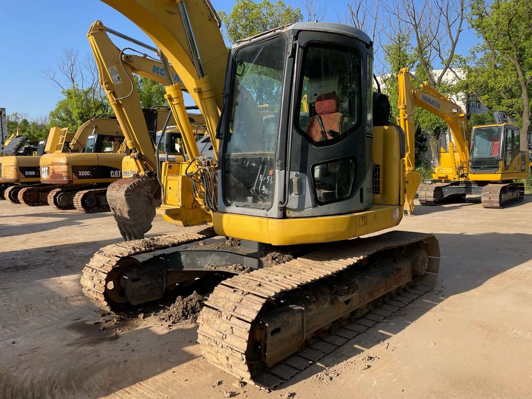 小松128挖掘机出口12.8w #硬派越野# #越野# #挖掘机##挖掘机出口