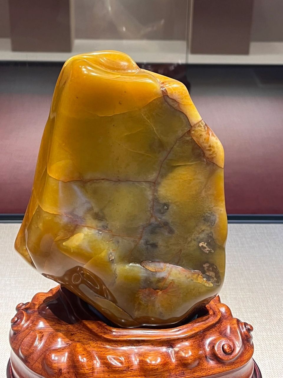 世上最贵的一块寿山田黄石           荣宝斋的镇馆之宝"田黄王"是