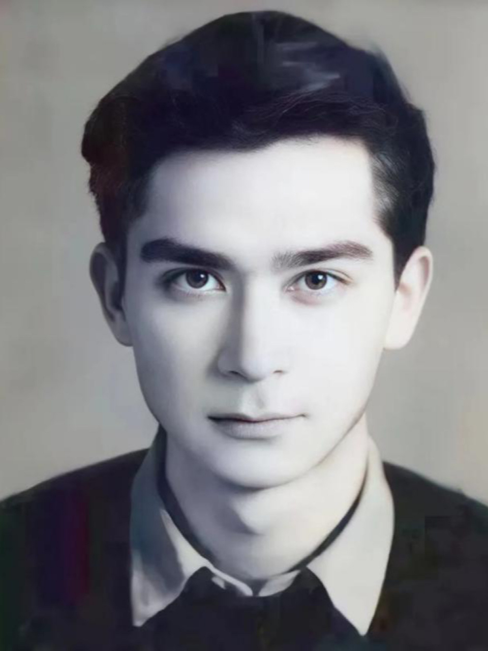 王德民院士曾经说过:关注外貌的都是不正经 91只有不正经的人才谈论