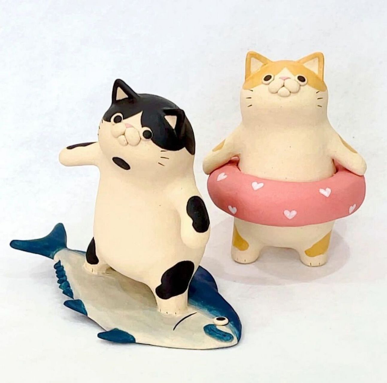 摆件欣赏98 超萌的百变陶艺小猫咪93 吃瓜,骑羊驼,喝啤酒…玩得不