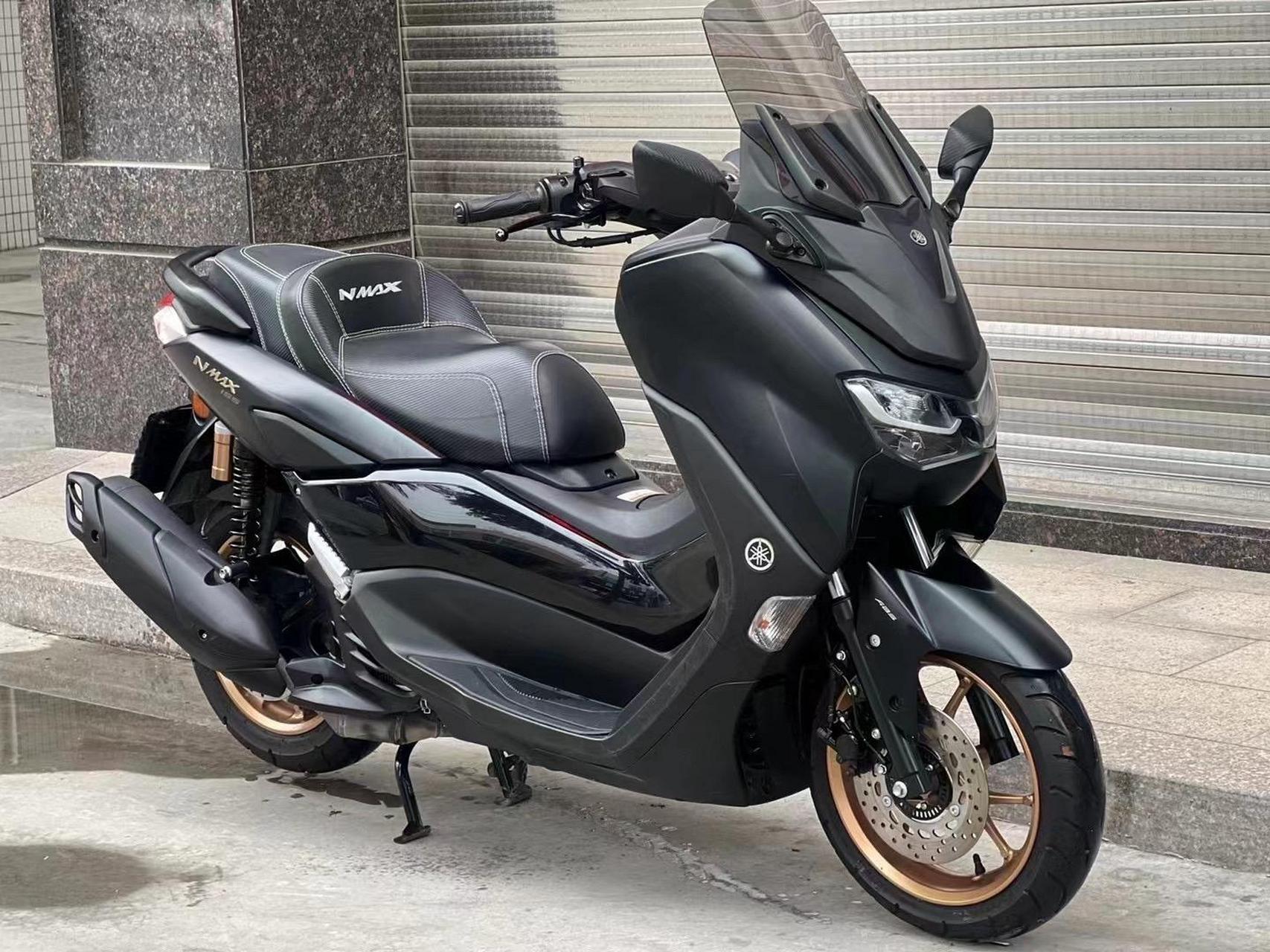 2023年雅马哈nmax155(tcs版)8000 公里,牌证齐全,全国过户,改装坐垫