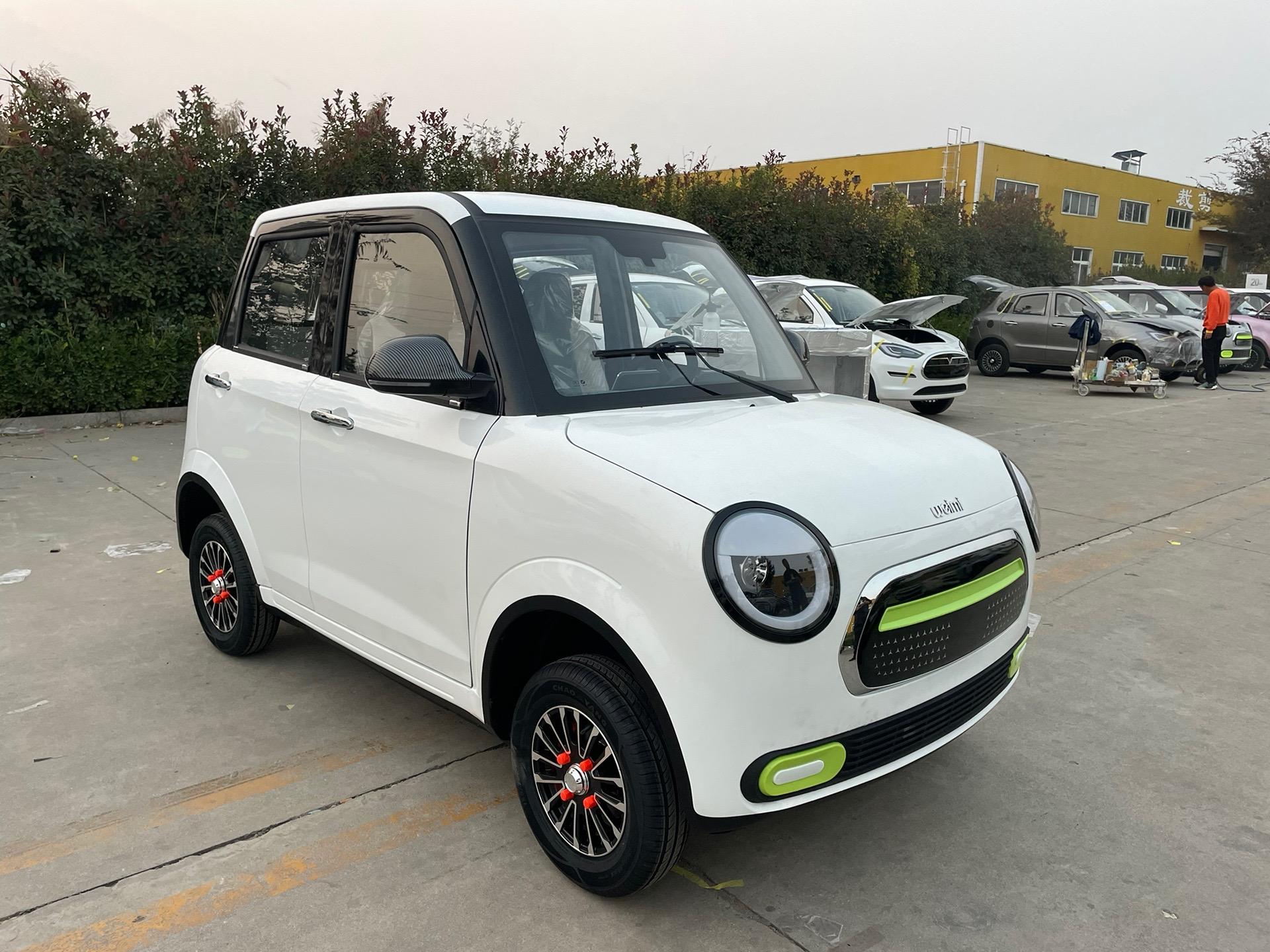 小玉米款,带中网,3米车长,大小适中,畅销爆款新能源低速电动汽车