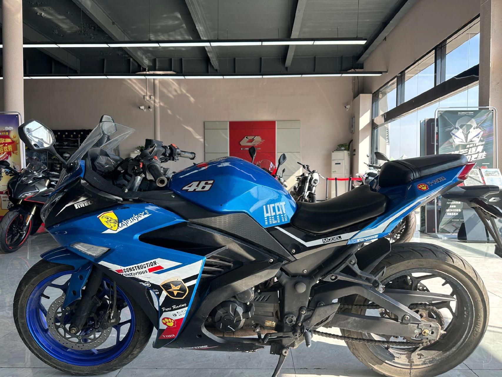 国产小忍者250 单缸250cc   全国统一售价:380090