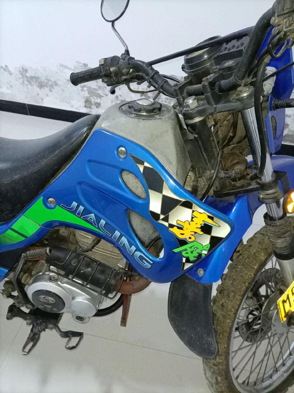 嘉陵翼侠150公路越野车