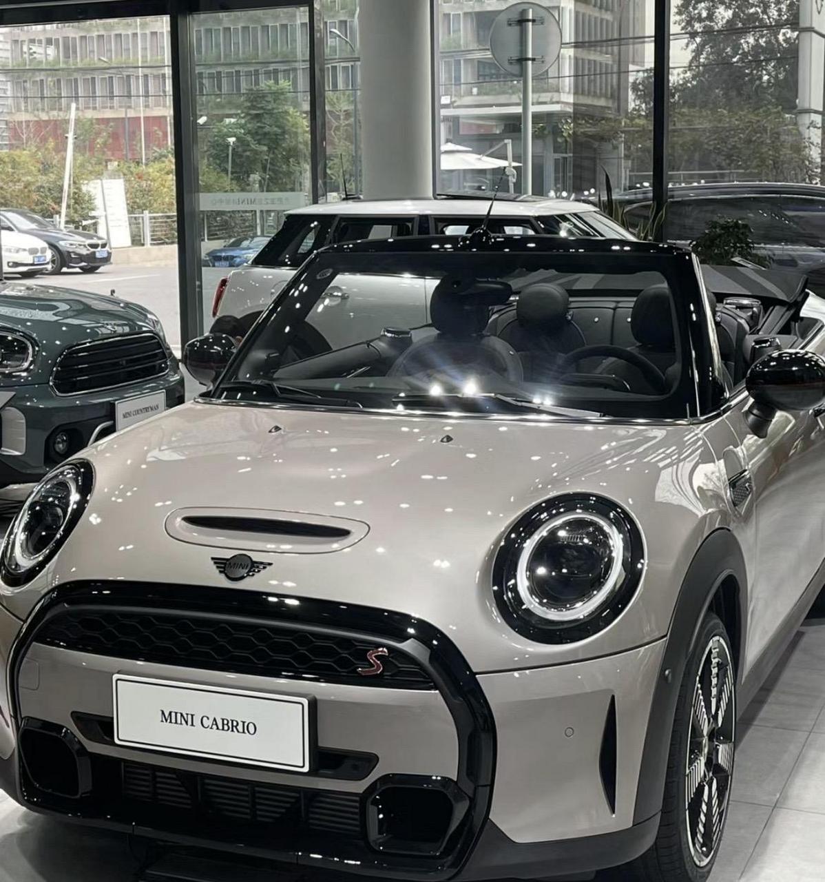 释放一台全国最大优惠特价车 mini敞篷 2.0t 独角兽灰06