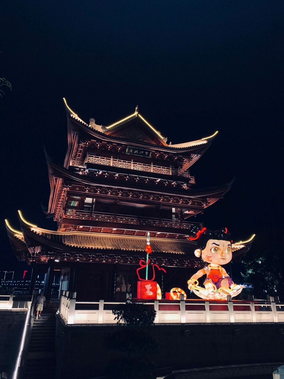 万里长江第一城——宜宾 说到这个城市第一印象必定是三江合流,五粮液