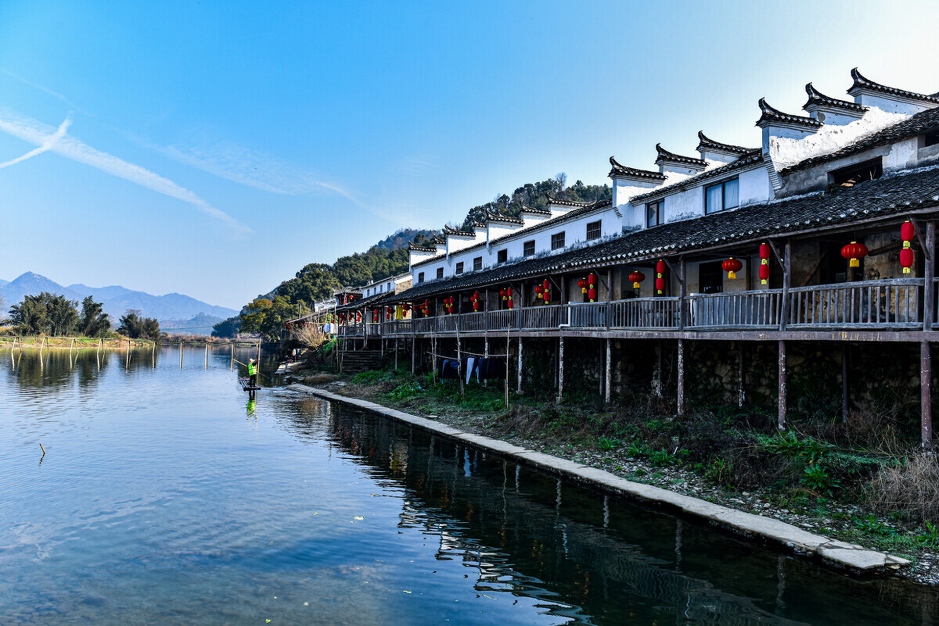 古城,是文化和手艺人聚集的小城,想要感受瓷文化气息,景德镇是你最佳