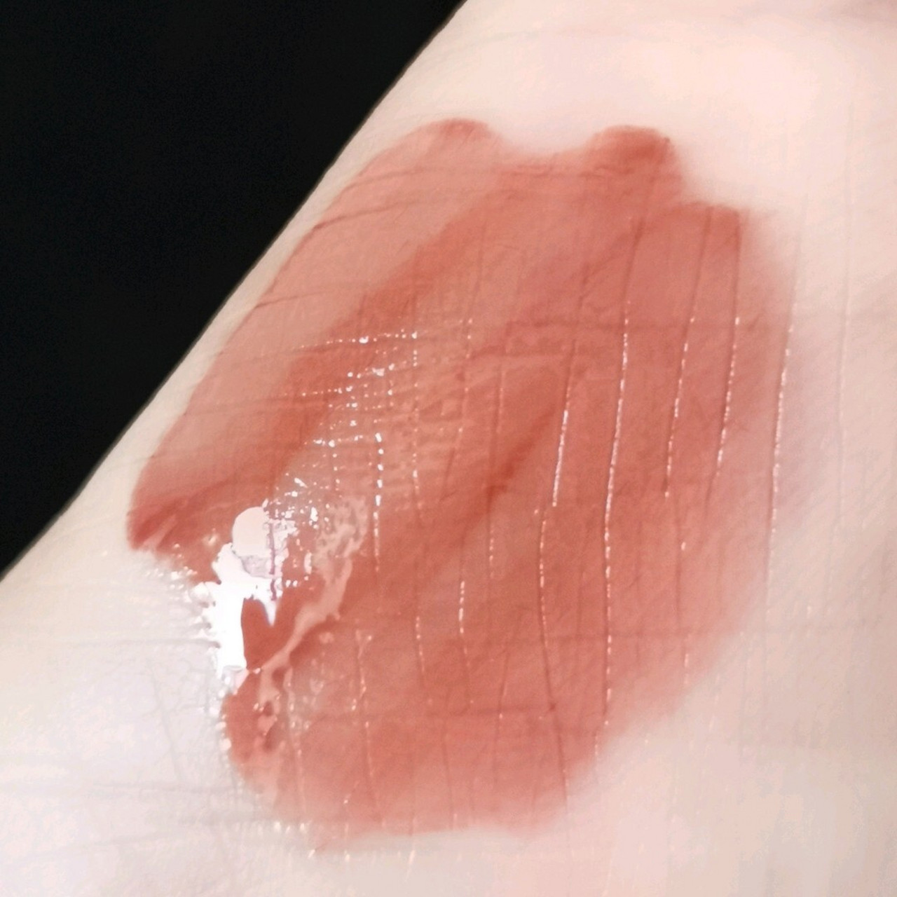 ysl新品水光唇釉610|嫩出水的清透肉桂奶茶 ysl夏季新品缎面水光唇釉!