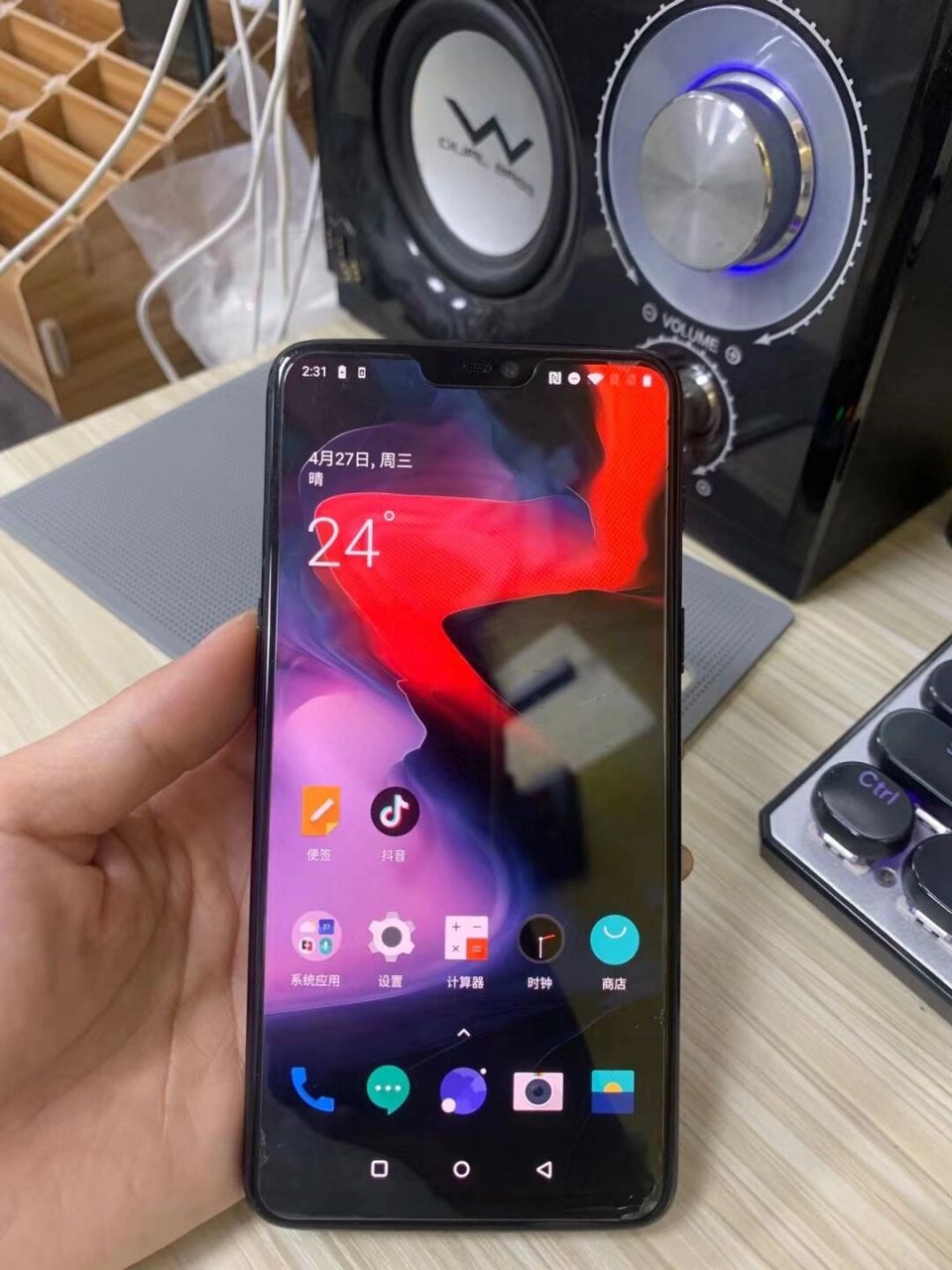 一加6 一加6  8 128 9新全网通 高通骁龙845  换后盖