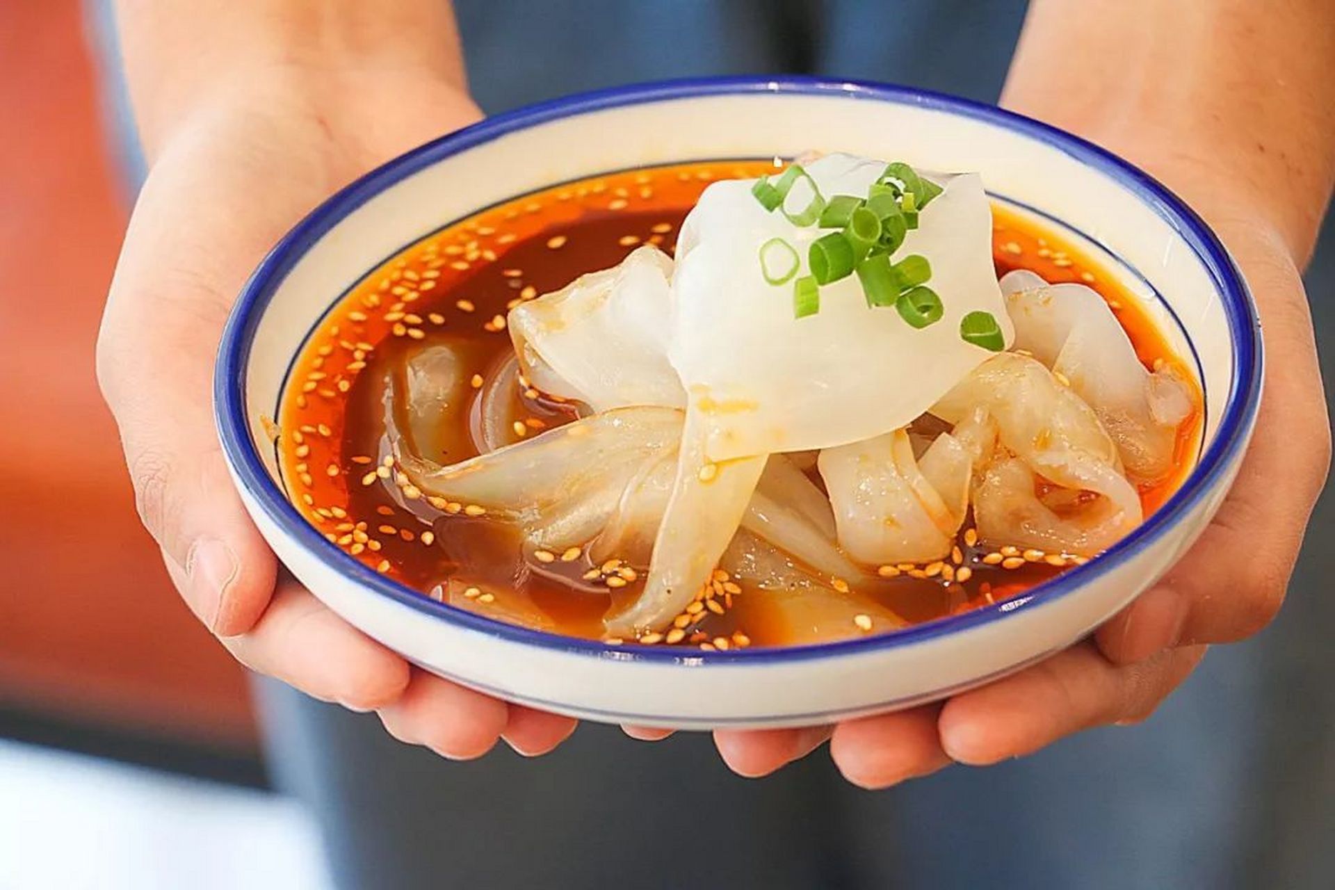 梓潼乡土的传统风味小吃三绝之一梓潼片粉 梓潼片粉是被誉为四川省