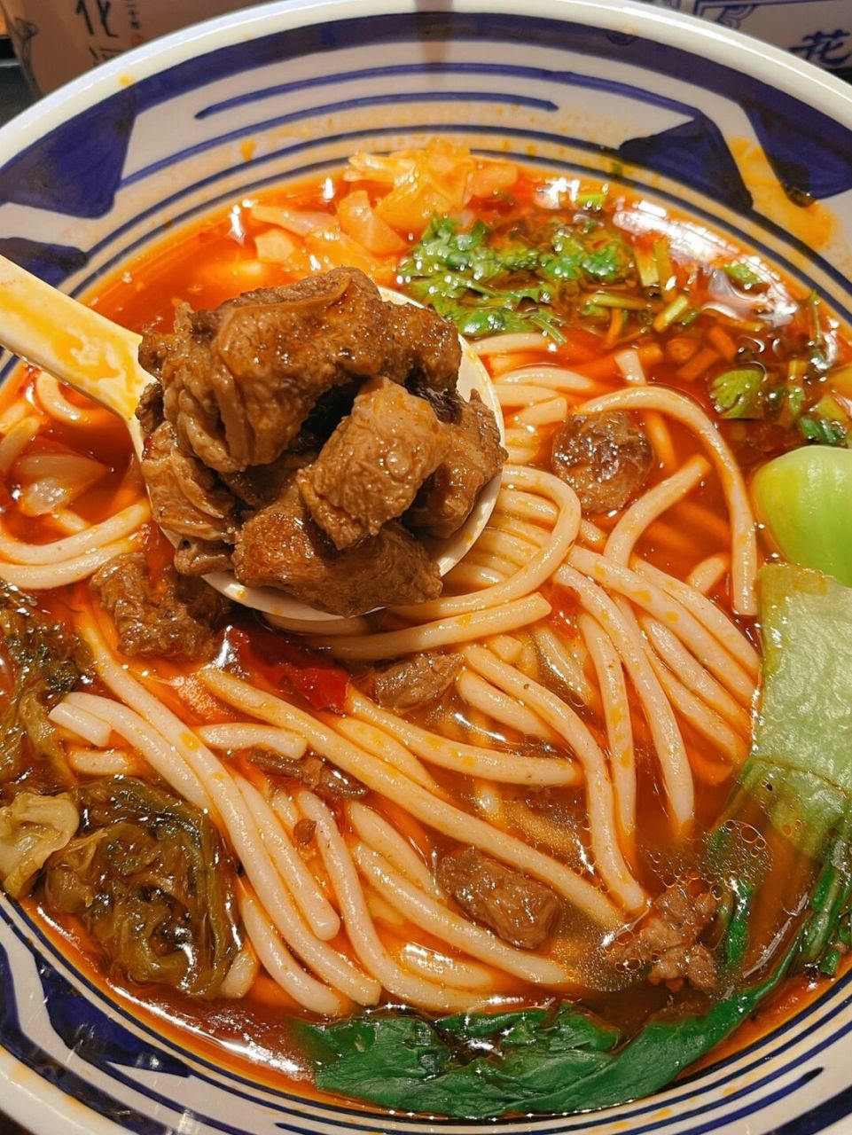 南京的贵州米粉店很少,这家新开的牛肉粉,今天中午正好路过!