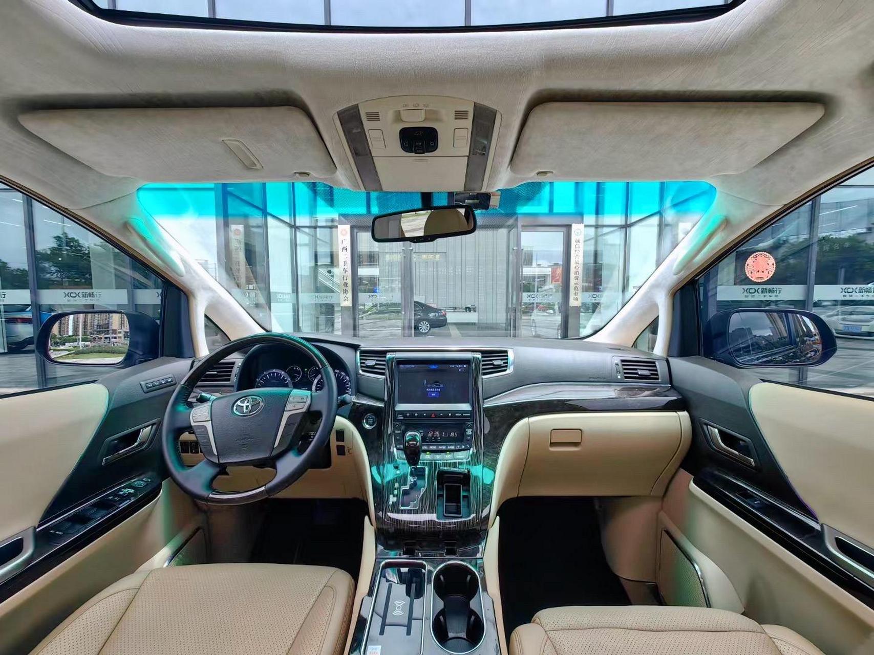 14款14年12月埃尔法 3.