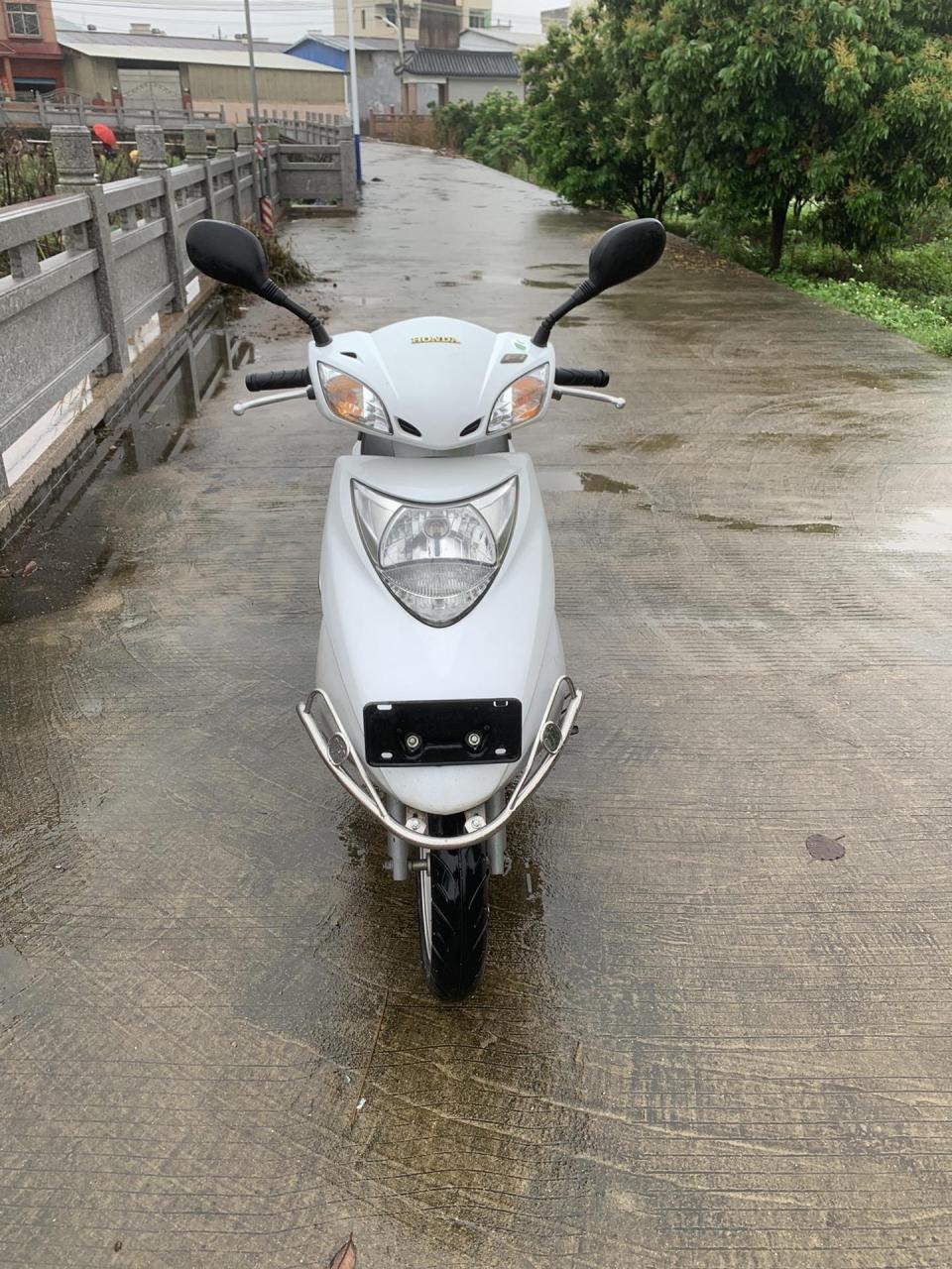 五羊本田优悦110cc,电喷二代,无拆无修,声静力好,保养好.