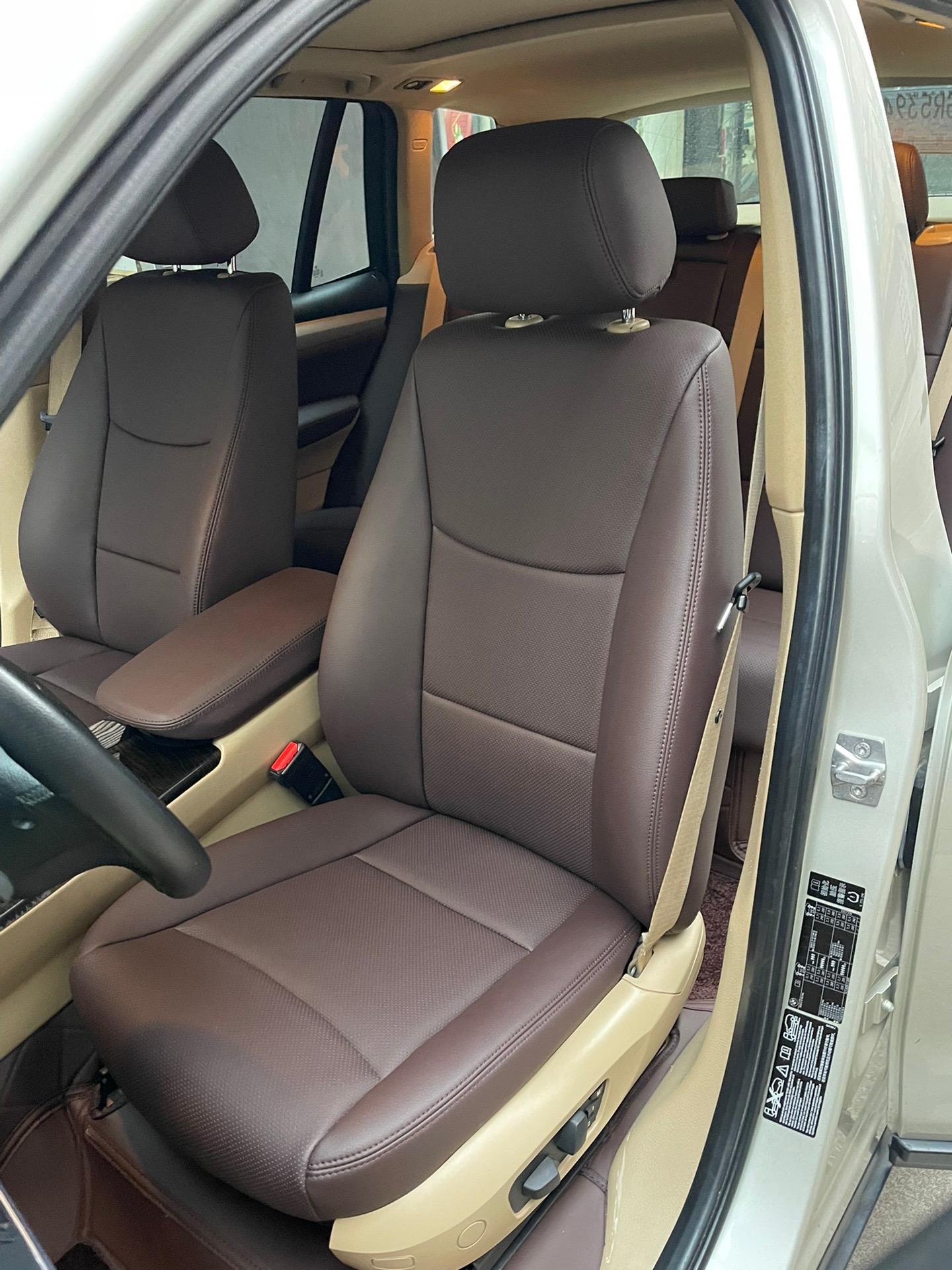 宝马x3米色改咖色.咖啡拉丝皮座椅门板拉手,汽车真皮座椅