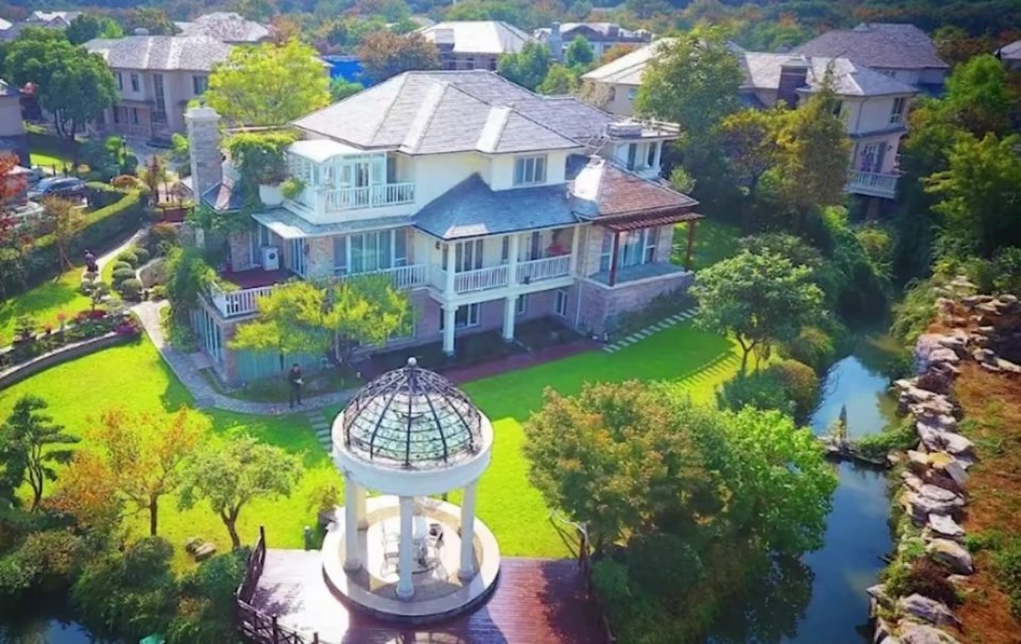 张艺谋老婆否定急售无锡别墅