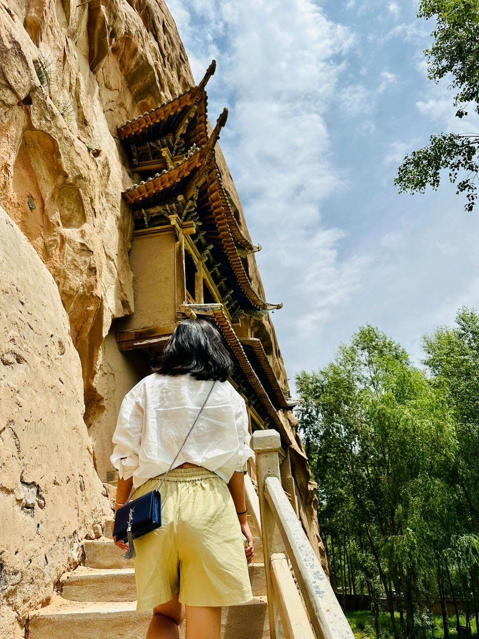金塔寺是张掖给到的最大惊喜 藏在祁连山深处的金塔寺 属于马蹄寺石窟
