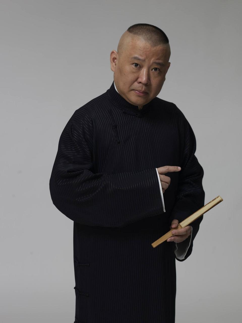 然而郭德纲拒绝参加吊唁,面对这场变故,郭德纲只写下了十个字!